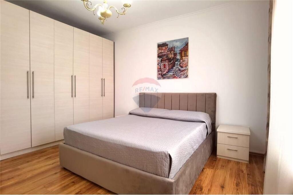 Apartament per qera 1+1 tek Liqeni i Thate