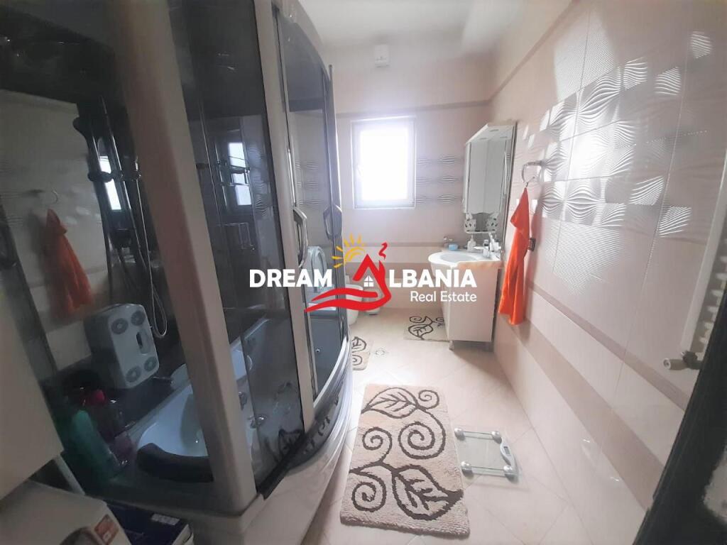 OCCASIONE!!! Edificio di 4 piani in vendita a Don Bosko vicino al Complesso Vizion a Tirana (ID 4151064 )