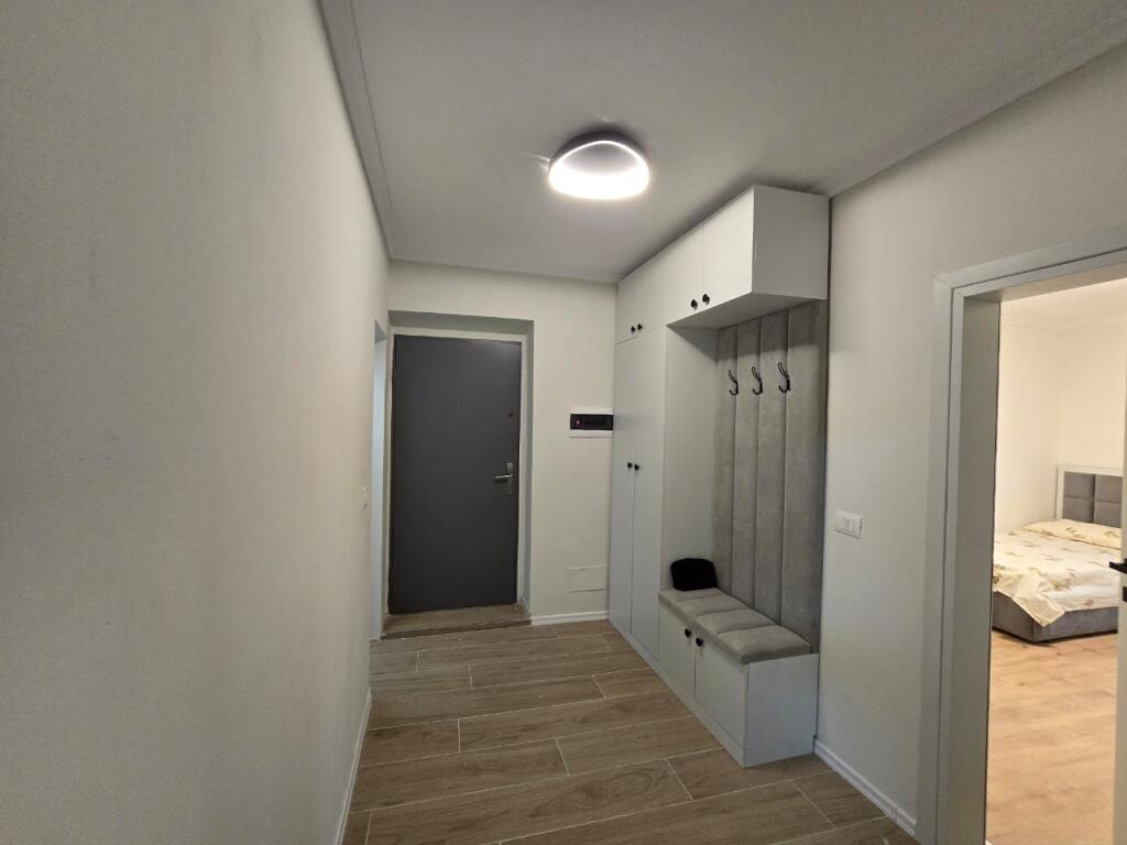 For rent *2+1+1wc* ( 80 m2 )  📍 *New Tirana - KOSOVAREVE Street* ( 750 euro )*- 3rd Floor | Direction: South-North