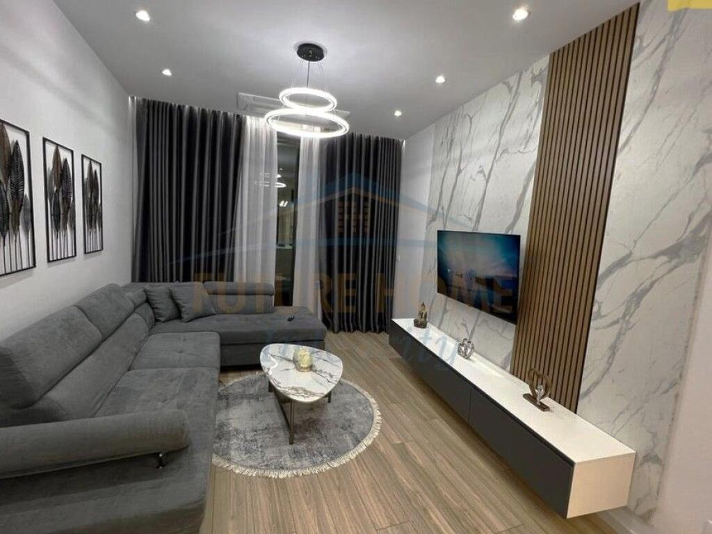 Affitto, Appartamento 2+1+Posto Auto, Lake View Residence, Tirana.