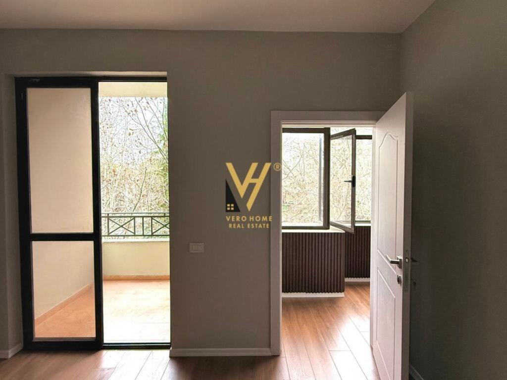 OFFICE 65 M2 FOR RENT ON BLV.BAJRAM CURRI 700 EURO