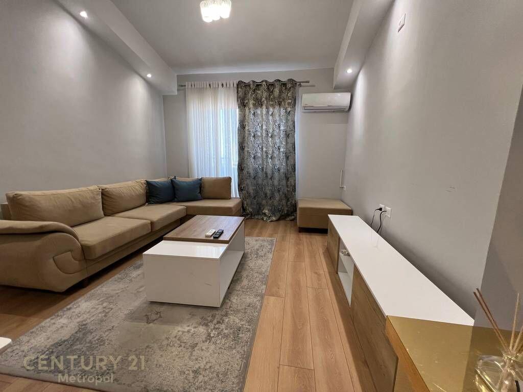 JAP PER QIRA APARTAMENT DUBLEKS 2+1, ME VERAND RRUGA BILL KLINTON!