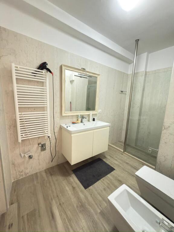 Vendo appartamento 2+1+2, Kika 2, Komuna e Parisit