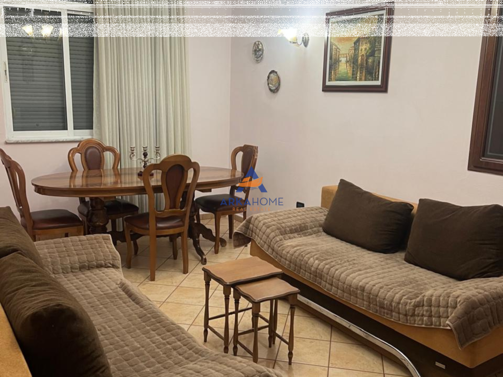 AFFITTASI APPARTAMENTO 1+1+BALCONE "VIA BARRICATA" 55.000 LEKE