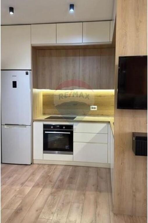 Apartament 2+1 - Për Shitje - Shkolla e Baletit, Tiranë!!! ID: 530181070-356