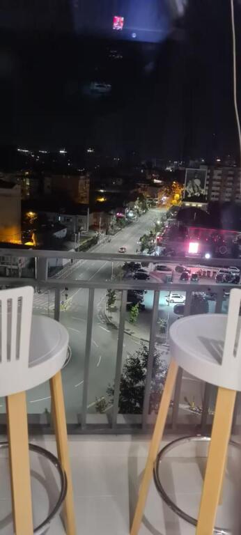 Qera, Apartament 1+1. Komuna e Parisit, Tiranë