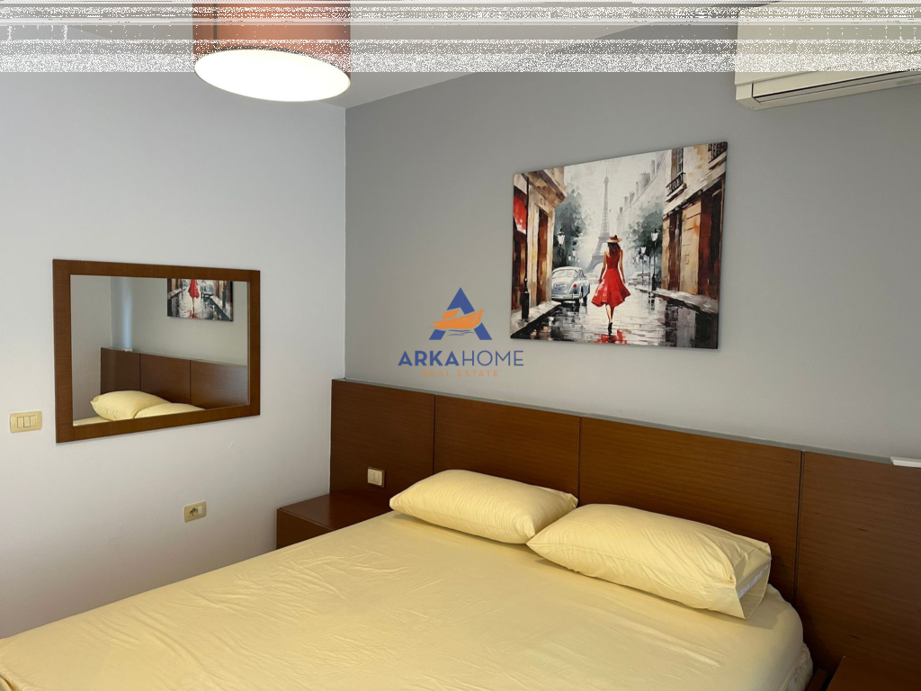 JEPET APARTMENT ME QERA 1+1+BALLKON "5 MAJI,CONCORD CENTER" 700 EURO