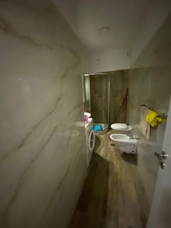 Appartamento 2+1+2 bagni+Veranda in vendita vicino al Ristorante Freskut