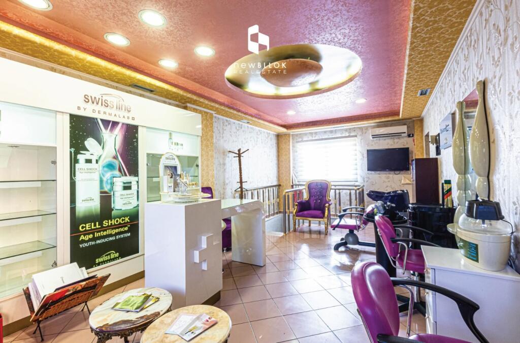 In Affitto: Locale con 2 Piani 📍Mine Peza/Via Durazzo || (800€/mese) Super Posizione, Vicino al Centro
