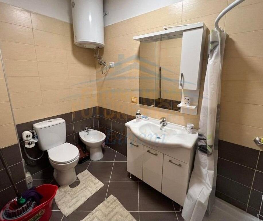 Qera, Apartament 1+1, Liqeni i Thatë, Tiranë.