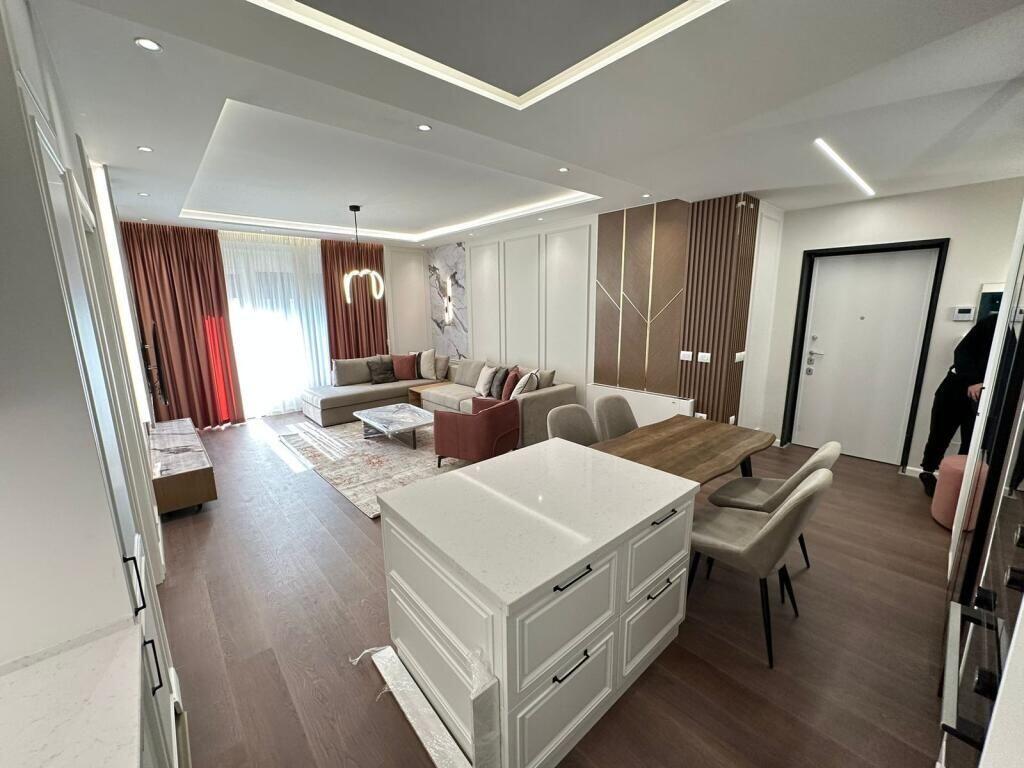 🏡 Apartment 2+1+2 for rent – Kosovarëve Street