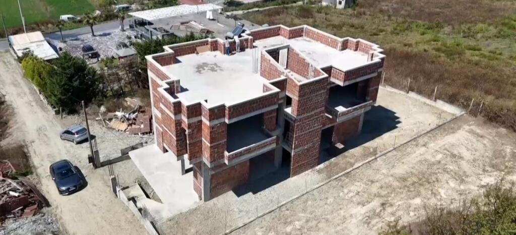 VILLA FOR SALE UNDER CONSTRUCTION IN LALZ BAY