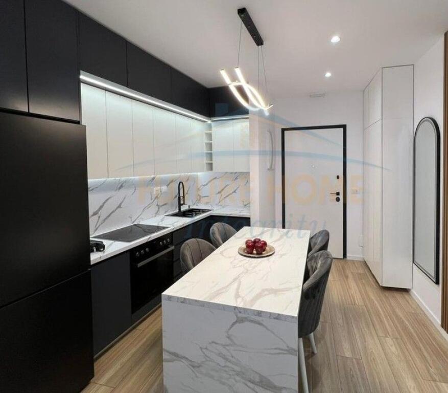 Affitto, Appartamento 2+1+Posto Auto, Lake View Residence, Tirana !!