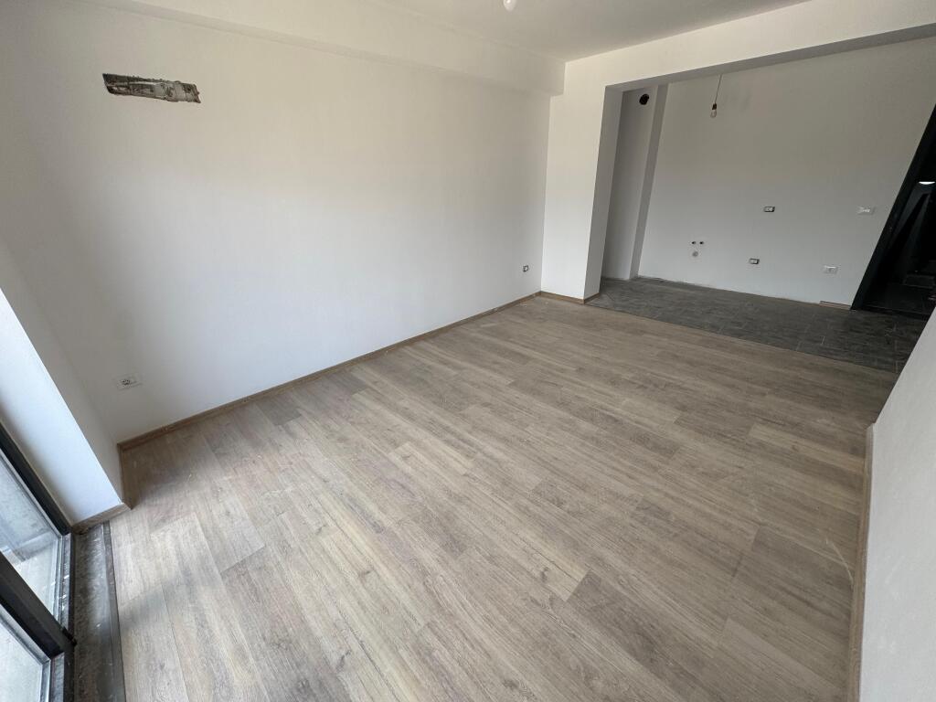 🏡 Vendesi in vendita Appartamento 2+1+2 –📍 Kodra e Diellit