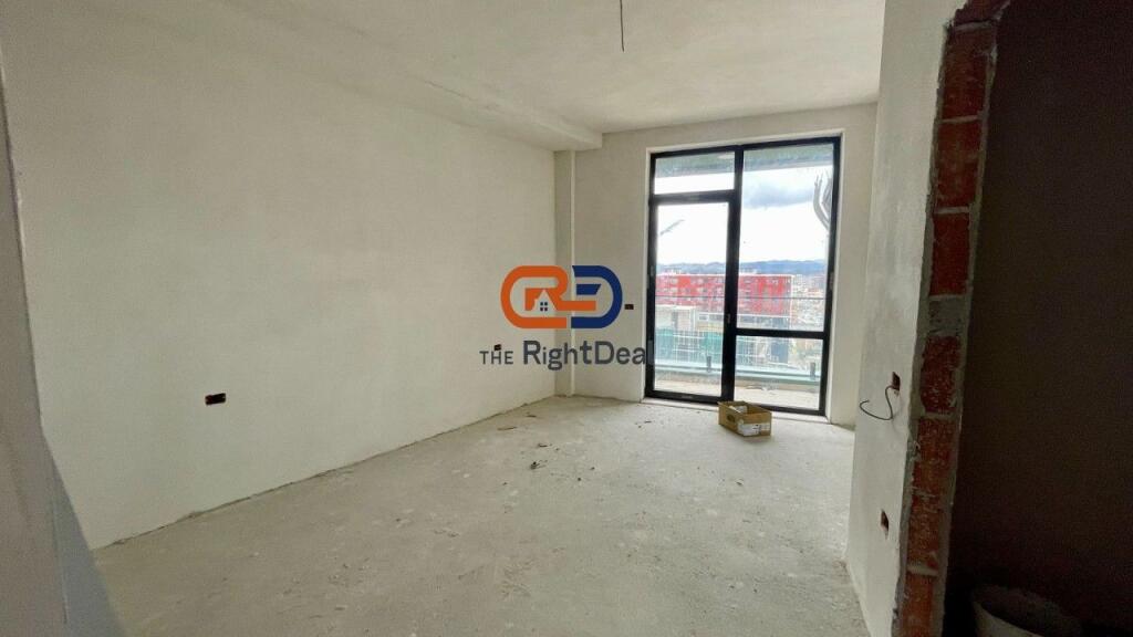 Al Nuovo Boulevard, Super Appartamento 3+1+2 in Vendita, Con Posto Auto Incluso Nel Prezzo!!!
