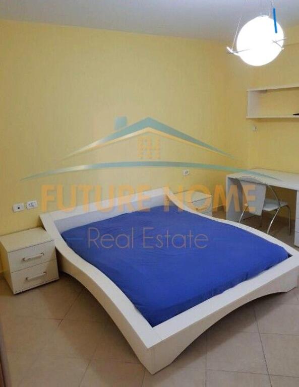 Apartament 2+1+2, per Qira, Rruga e Barrikadave Tirane