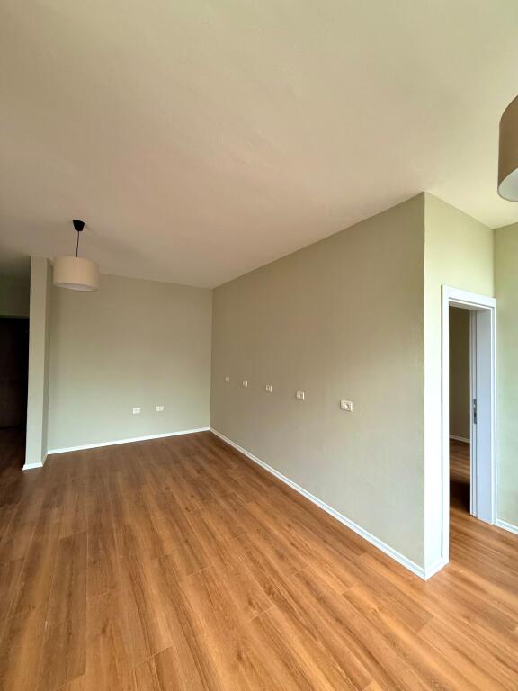 Jepet me qira apartament 1+1 tek Gjykata