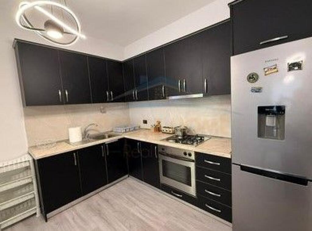 Qera Apartament 1+1 Unaza e Re