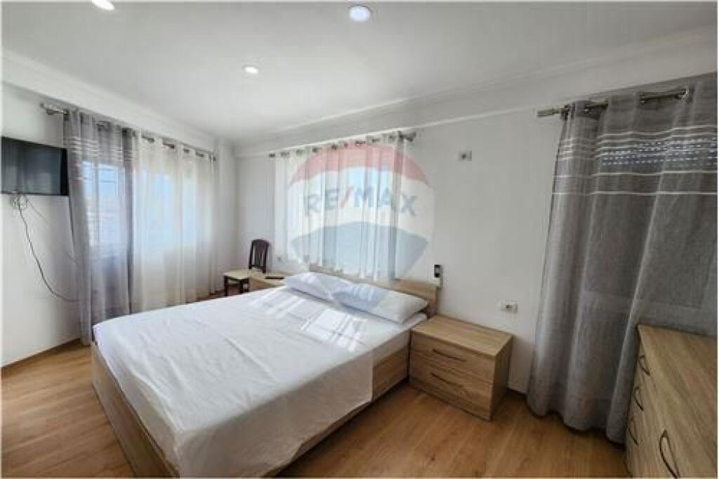 Apartament me qera 2+1 tek Kompleksi Kontakt