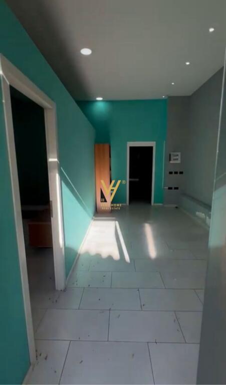 SHOP FOR RENT 120 M2 ON DIBRA STREET 50,000 LEKE