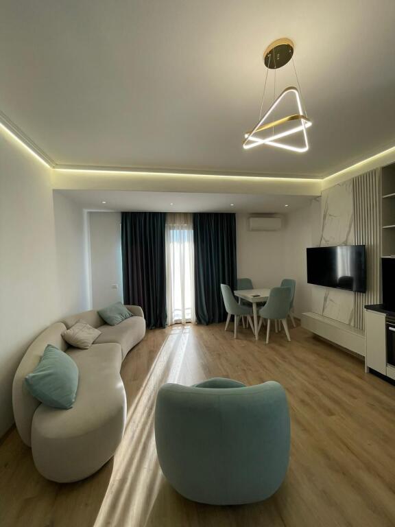 📍 Invested 1+1 Apartment – Pharmacy 10, Dibrës Street
