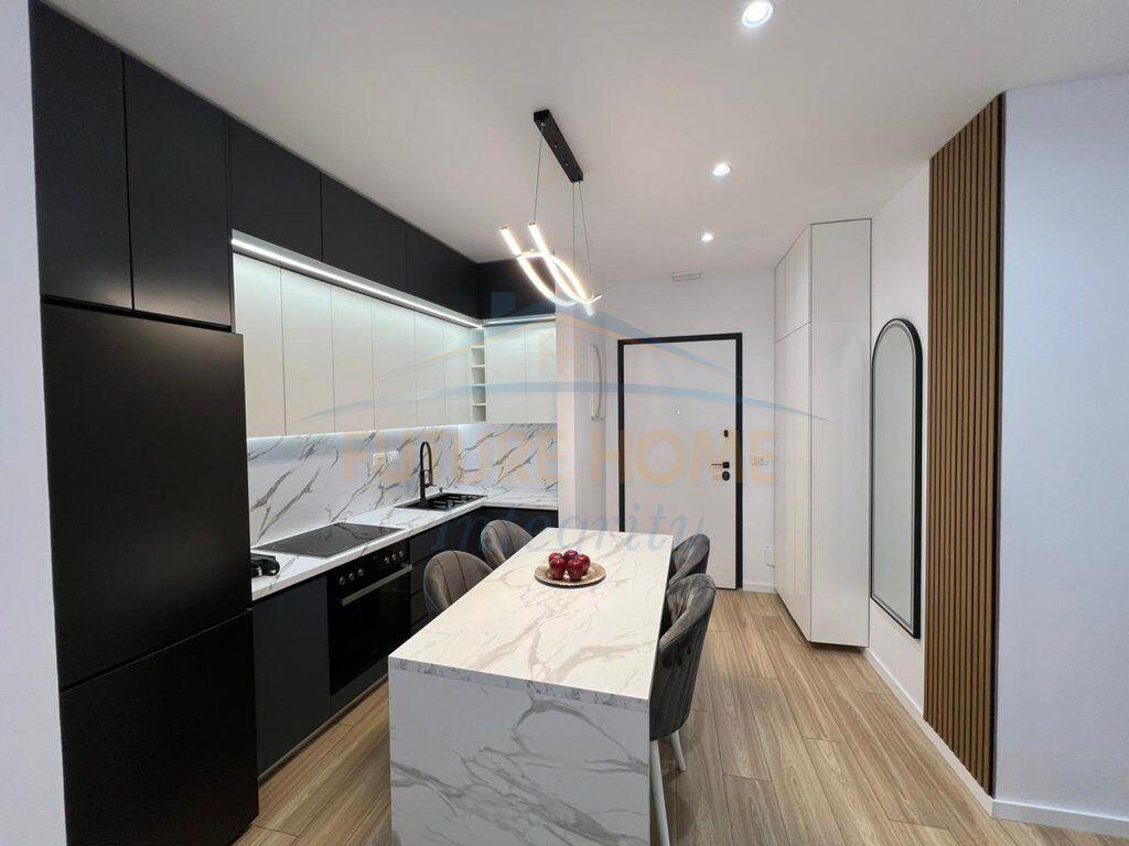 Affitto, Appartamento 2+1+Posto Auto, Lake View Residence, Tirana.