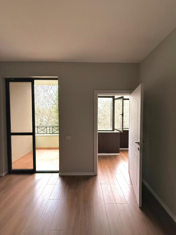 Jepet me qira apartament 1+1 tek Gjykata