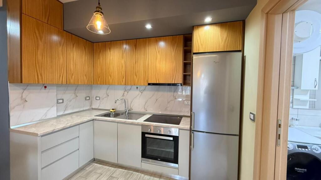 Apartament 2+1 me qira Kodra e Diellit!
