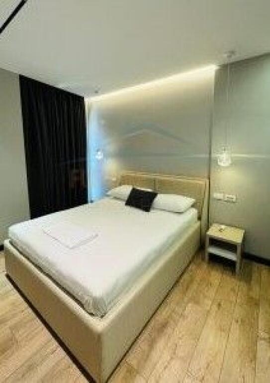 Qera, Apartament 2+1+ POST PARKIMI, Qendër, Tiranë
