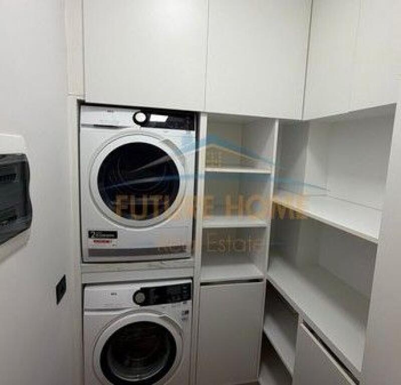Qira, Apartament 2+1+2+POST PARKIMI Liqeni i Thate.