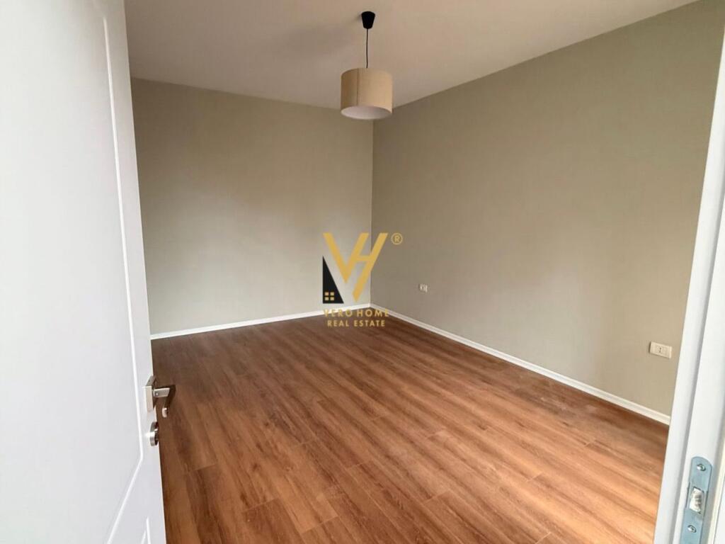 OFFICE 65 M2 FOR RENT ON BLV.BAJRAM CURRI 700 EURO