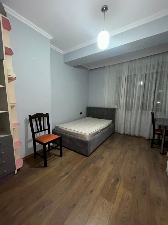 🏙️ APARTAMENT 2+1+2 ME QIRA – VILA GOLD