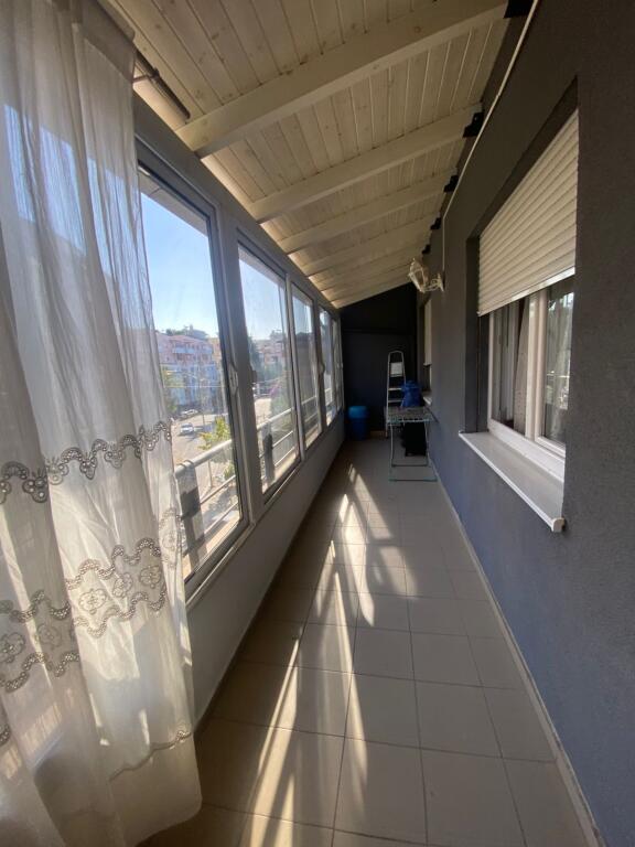 Appartamento 2+1+2 bagni+Veranda in vendita vicino al Ristorante Freskut