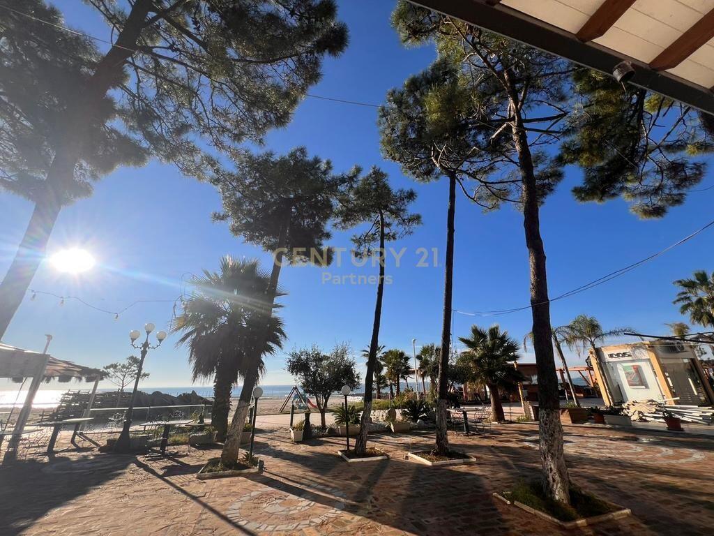 Hotel + Restaurant for rent – Kavaja Rock (First Line with the Sea)
