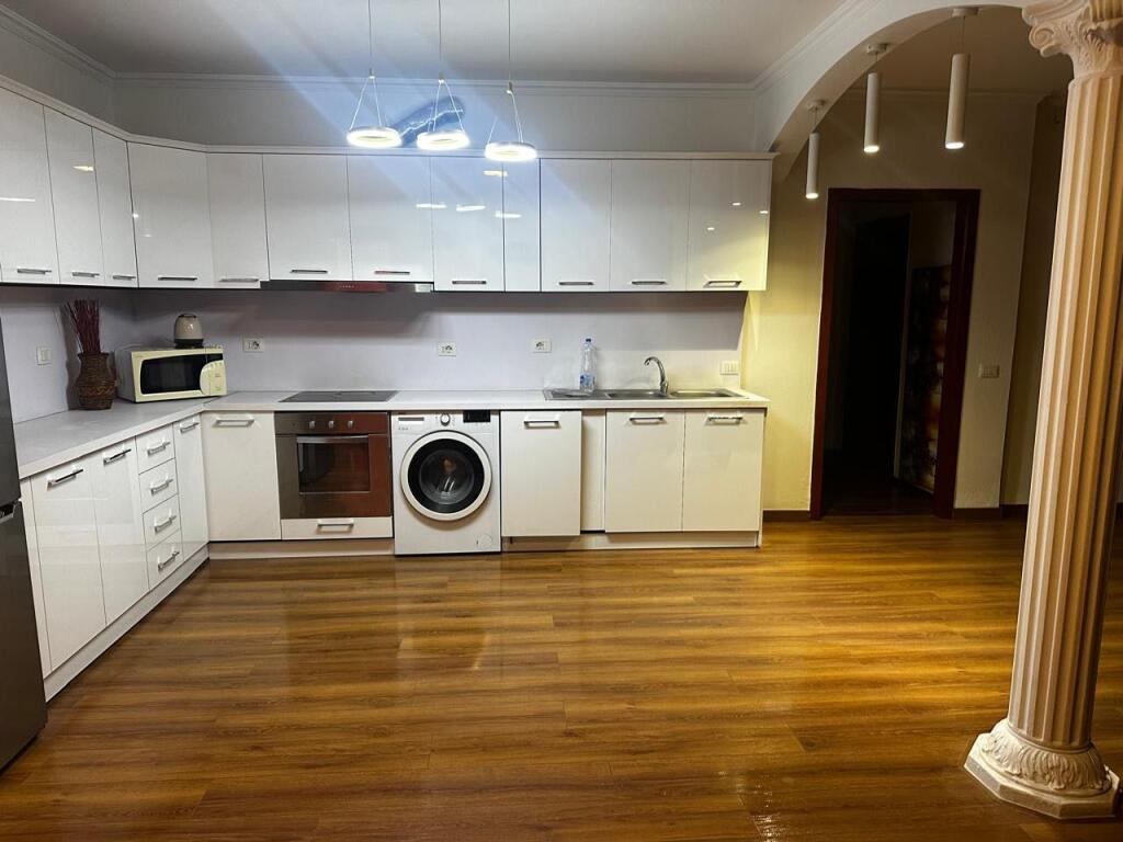 Apartment 2+1 for rent on Kavaja Street!