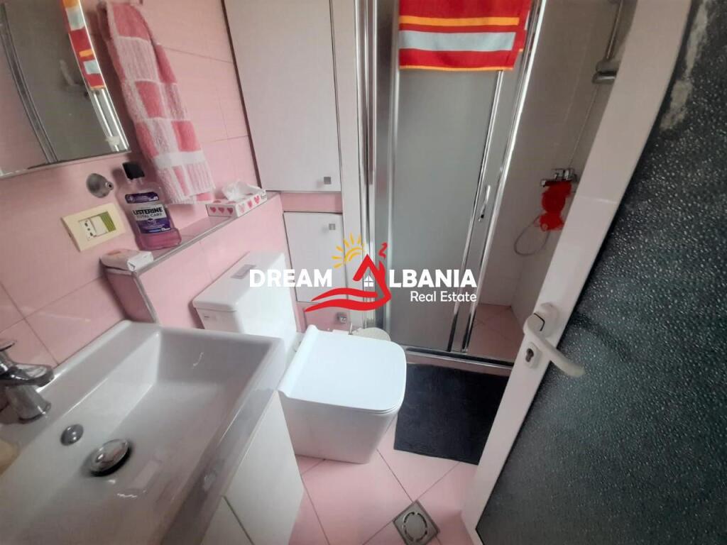OCCASIONE!!! Edificio di 4 piani in vendita a Don Bosko vicino al Complesso Vizion a Tirana (ID 4151064 )