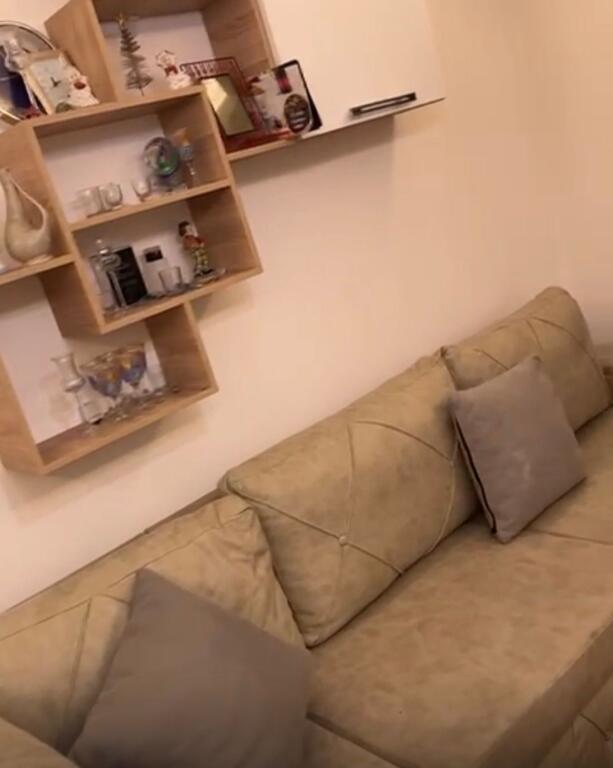 Apartament 2+1 me qira tek Harry Fultz!