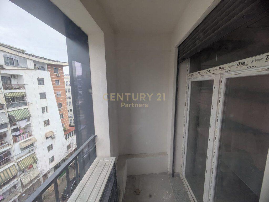 APPARTAMENTO 2+1+2 IN VENDITA IN VIA 5 MAGGIO VICINO A CONCORD CENTER