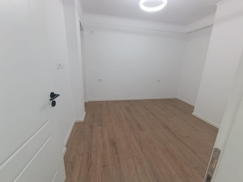 Shitet apartament 1+1 ne Don Bosko
