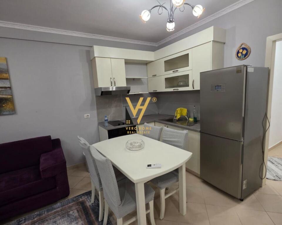 JEPET APARTAMENT 2+1+BLK ME QERA NE YZBERISHT 50.000 LEKE