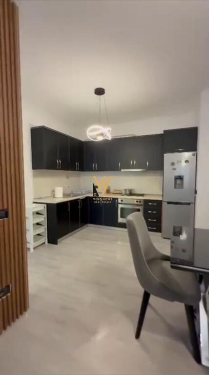 AFFITTASI APPARTAMENTO 1+1+BLK A ASTIR 45.000 LEKE