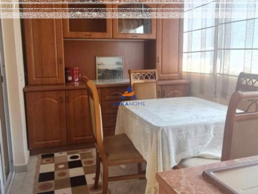 AFFITTASI APPARTAMENTO 3+1+BALCONE "VIA DRITAN HOXHA" 50.000 LEKE
