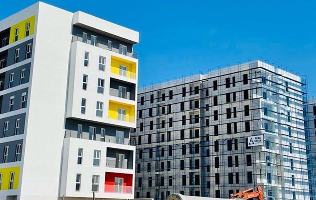 Shitet apartament 1+1 te Univers City
