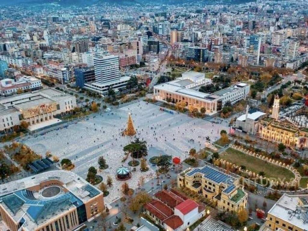 !!Appartamento 1+1 in affitto – Centro Tirana!!
