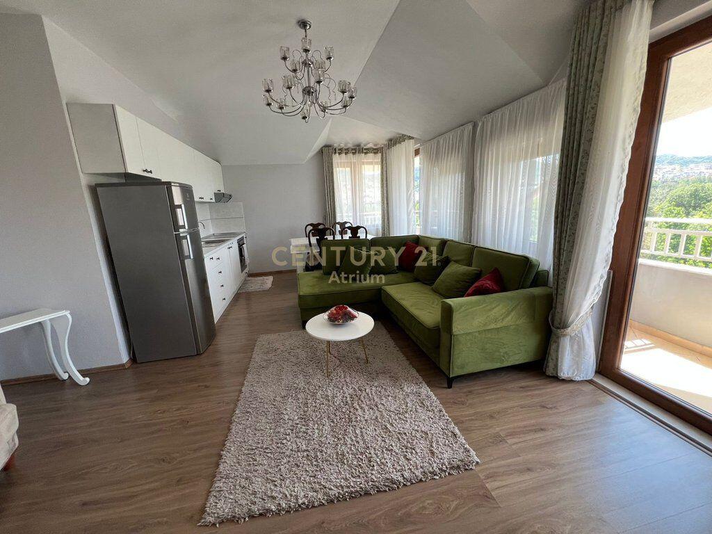 JEPET APARTAMENT 3+1 ME QIRA BUZE LIQENIT ARTIFICIAL!