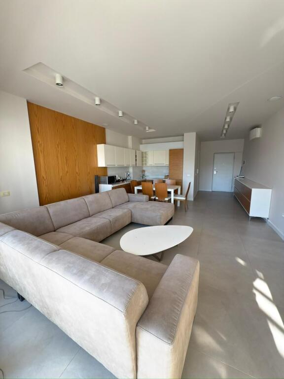 Vendo appartamento 2+1+2, Kika 2, Komuna e Parisit