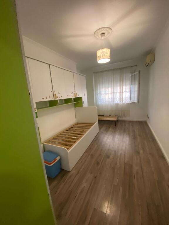 Appartamento 2+1+2 bagni+Veranda in vendita vicino al Ristorante Freskut