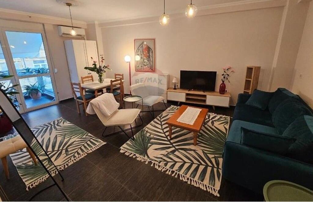 Appartamento 2+1+2- In Vendita - Via delle Barricate, Tirana!!! ID: 530361014-401