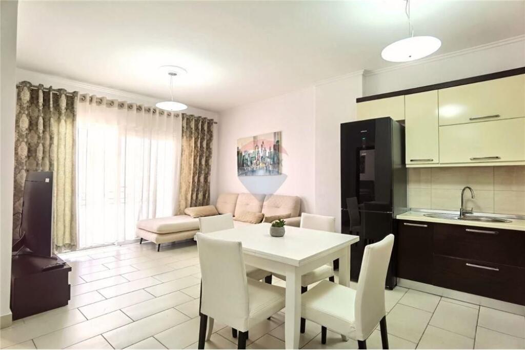 Apartament per qera 1+1 tek Liqeni i Thate