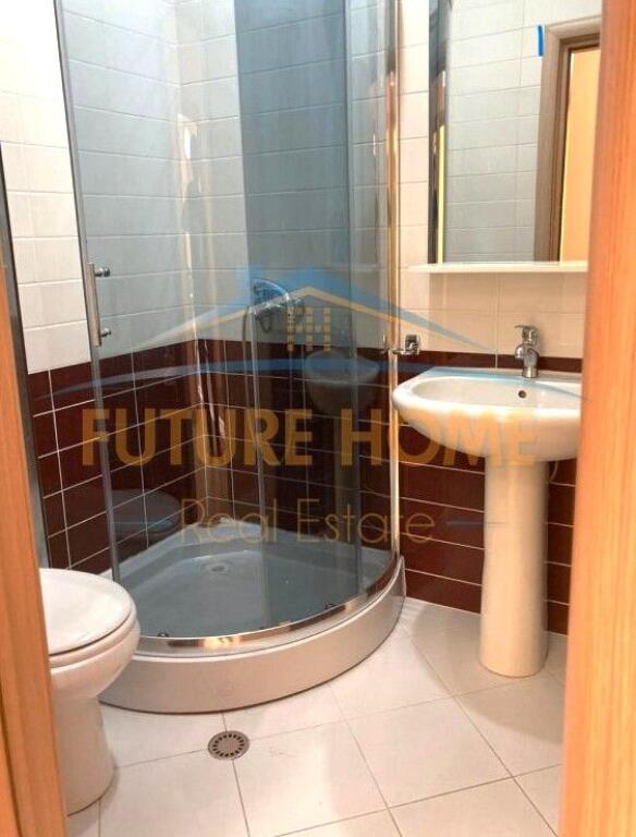 Apartament 2+1+2, per Qira, Rruga e Barrikadave Tirane